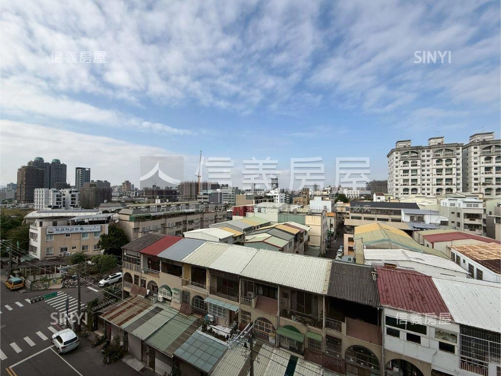 近１４期三房Ｂ１平車房屋室內格局與周邊環境