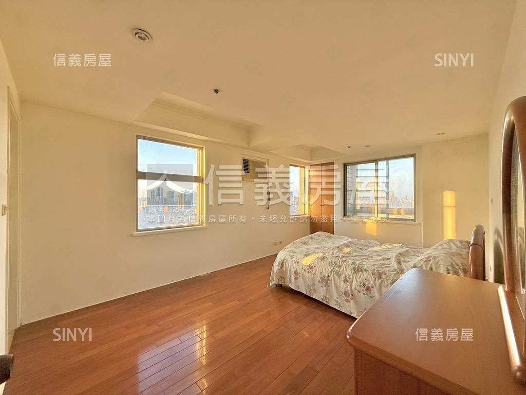 美樹館●正面公園尊爵大戶房屋室內格局與周邊環境