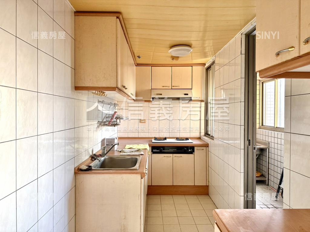 美樹館●正面公園尊爵大戶房屋室內格局與周邊環境