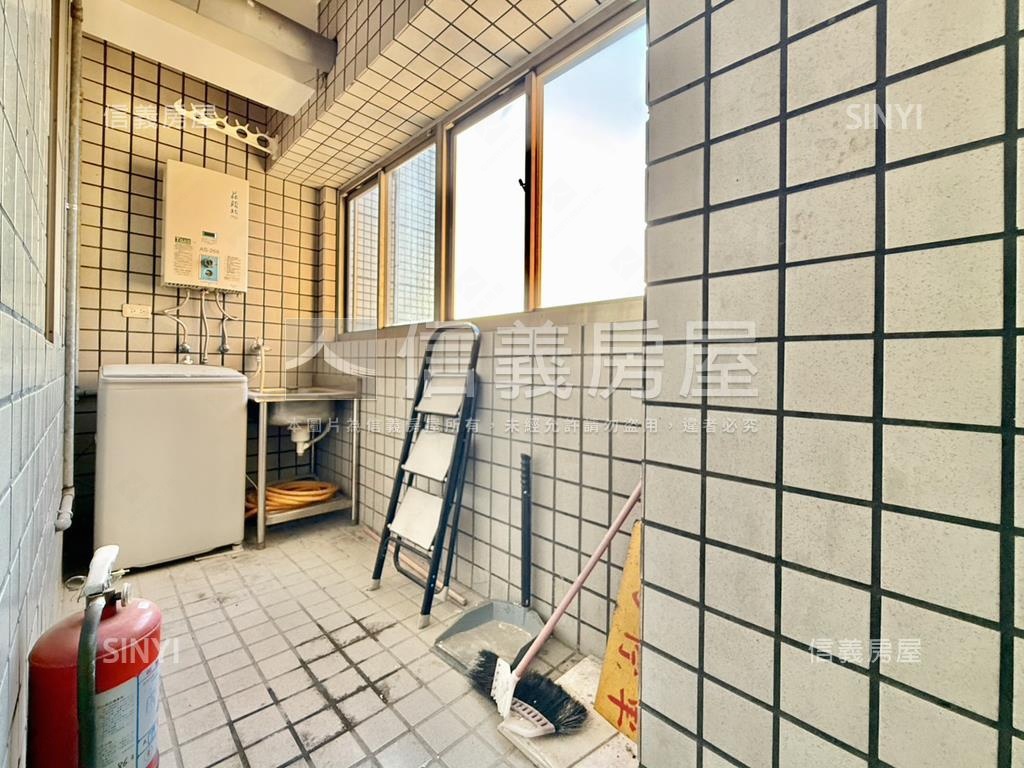 美樹館●正面公園尊爵大戶房屋室內格局與周邊環境