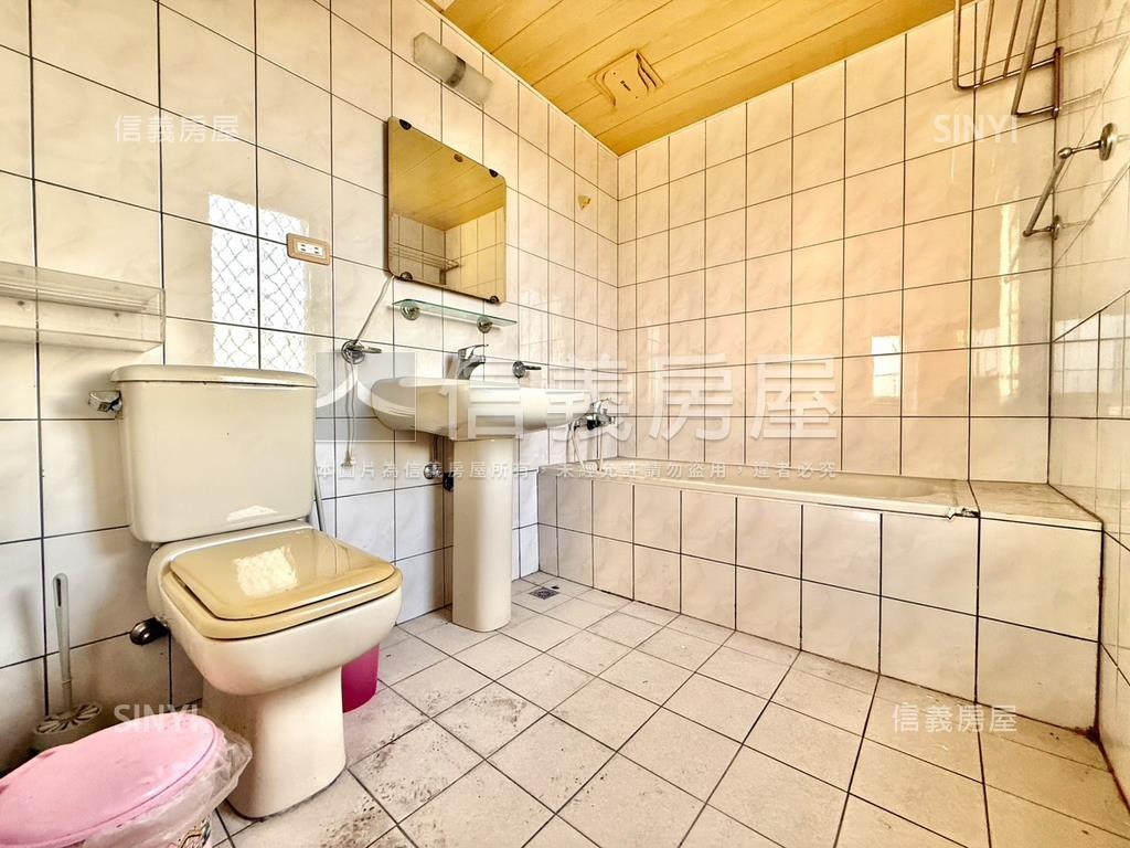 美樹館●正面公園尊爵大戶房屋室內格局與周邊環境