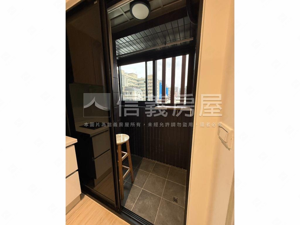 捷運站旁佳元松江小豪邸房屋室內格局與周邊環境