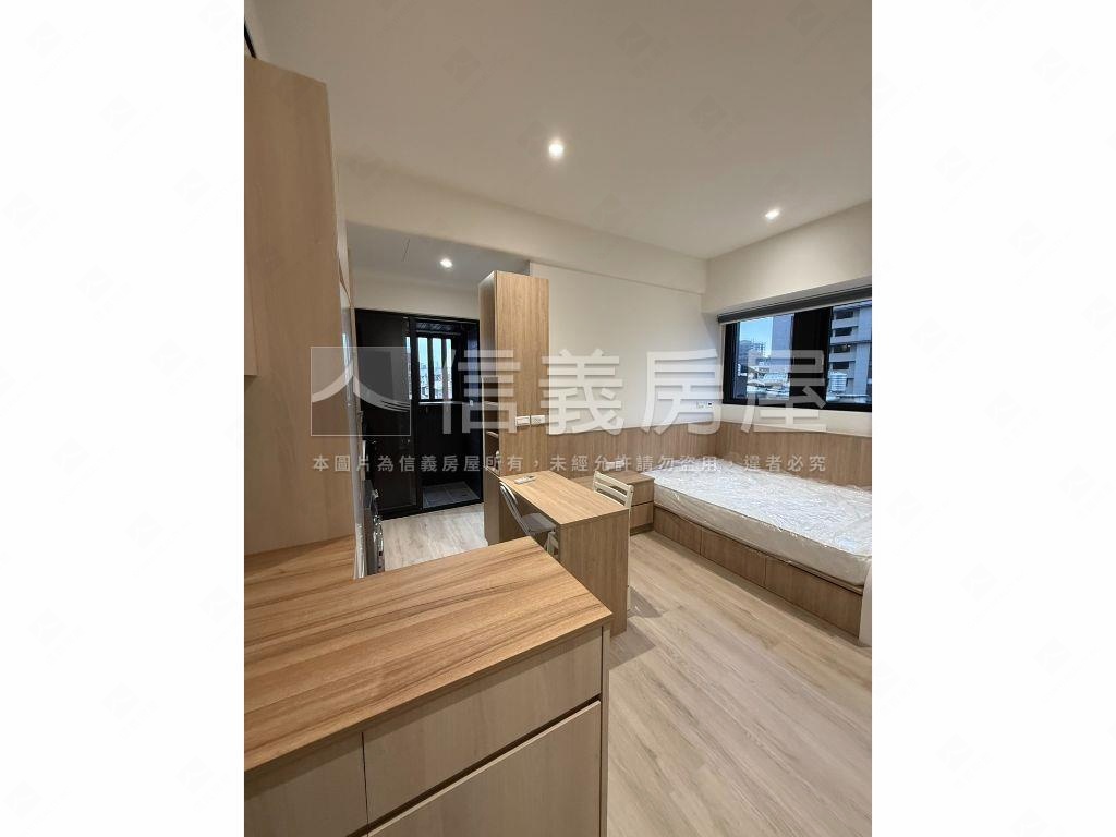 捷運站旁佳元松江小豪邸房屋室內格局與周邊環境