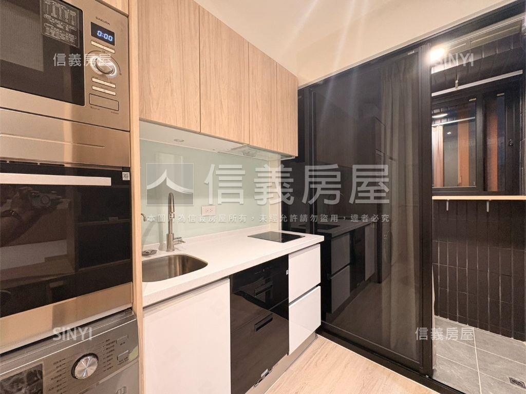 捷運站旁佳元松江小豪邸房屋室內格局與周邊環境