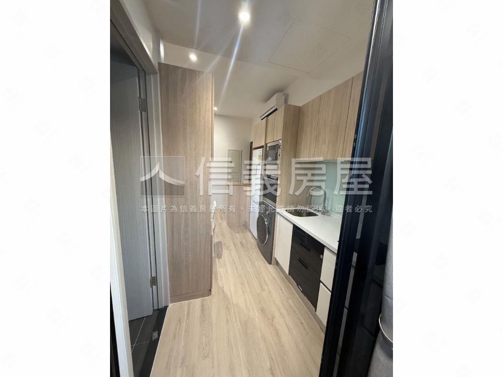 捷運站旁佳元松江小豪邸房屋室內格局與周邊環境