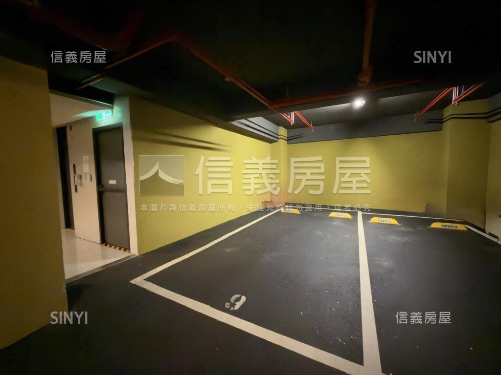 捷運．山景．三房坡平車位房屋室內格局與周邊環境