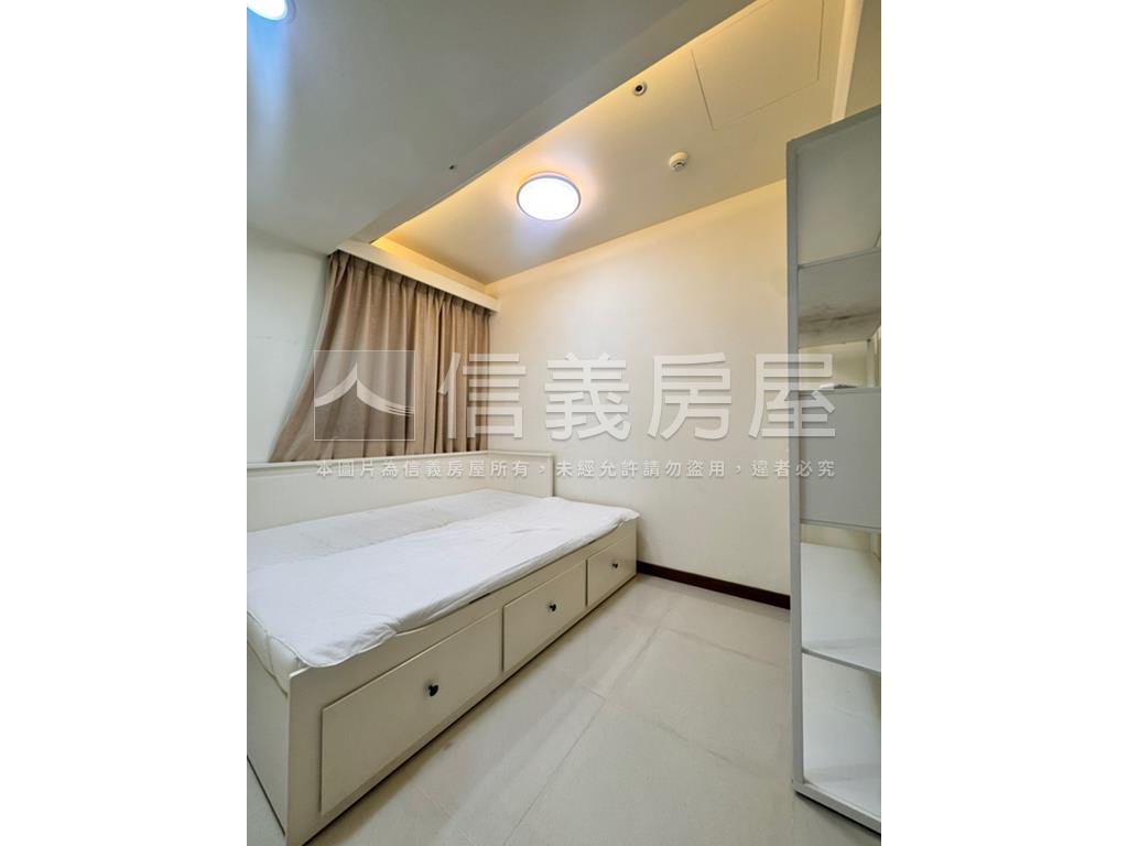 北市邊間三房坡平車房屋室內格局與周邊環境