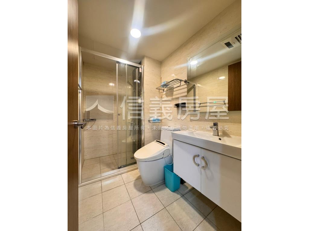 北市邊間三房坡平車房屋室內格局與周邊環境