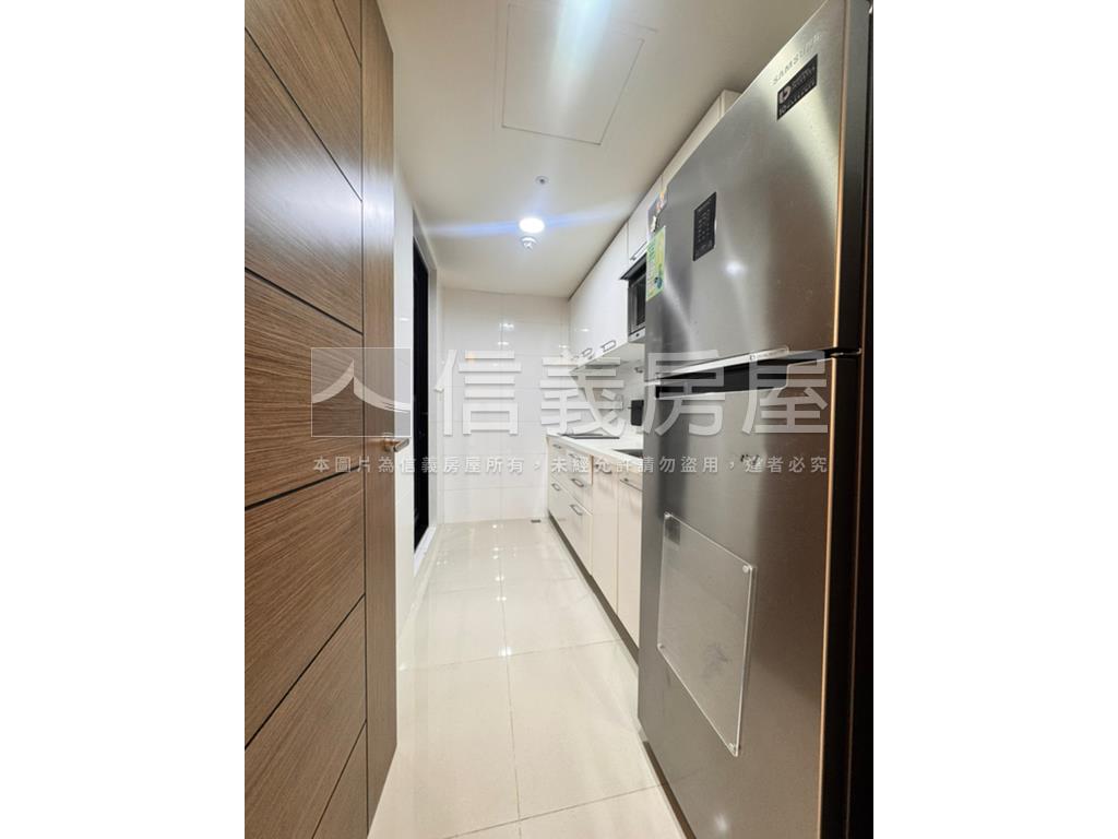 北市邊間三房坡平車房屋室內格局與周邊環境