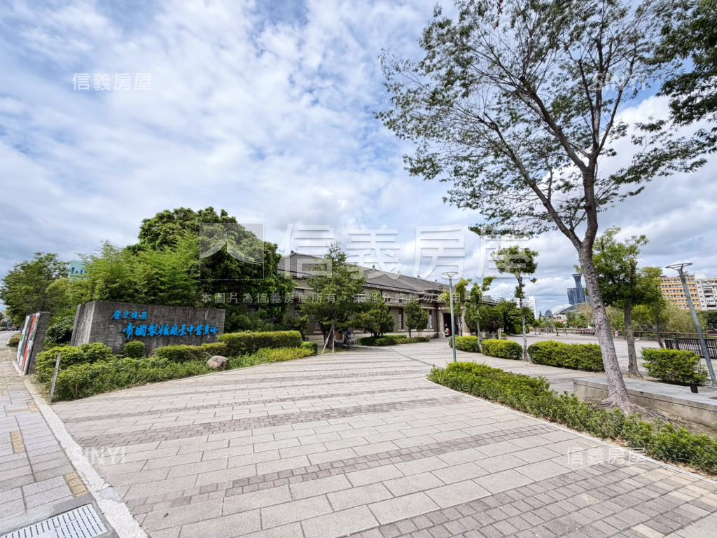 林維湖濱新綻全家店面Ａ房屋室內格局與周邊環境