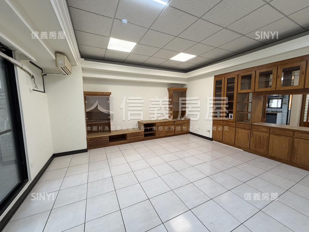 國產進化大樓大空間雙車位房屋室內格局與周邊環境