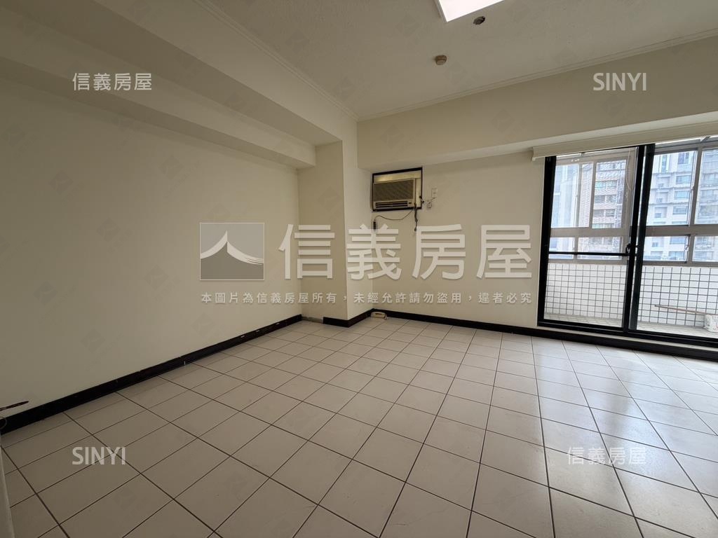 國產進化大樓大空間雙車位房屋室內格局與周邊環境