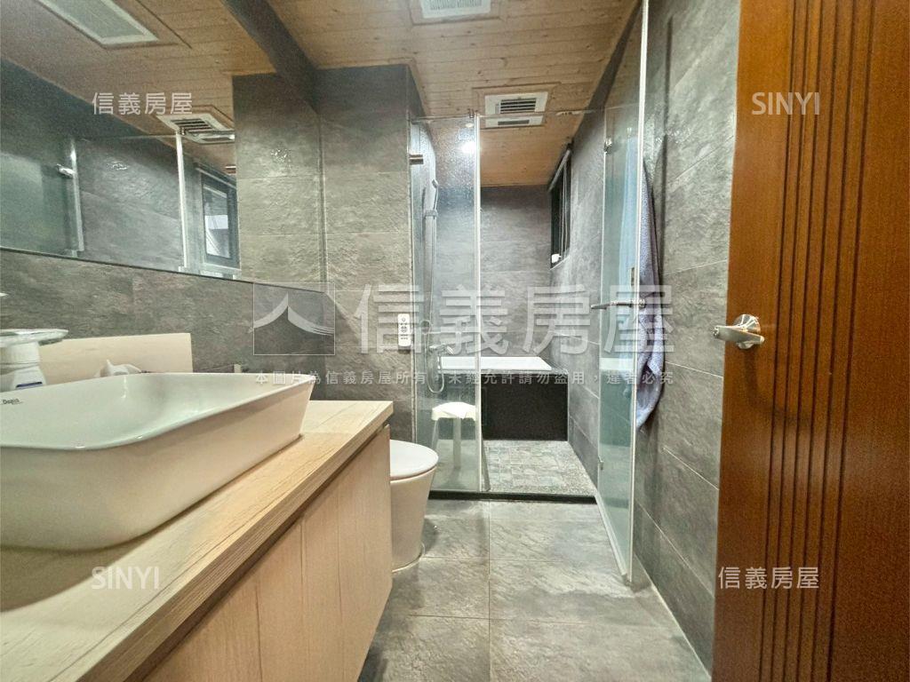 美術一功遇見精裝２房車位房屋室內格局與周邊環境