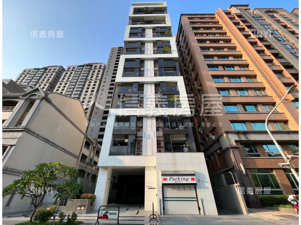 美術一功遇見精裝２房車位房屋室內格局與周邊環境