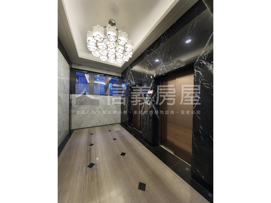 美術一功遇見精裝２房車位房屋室內格局與周邊環境