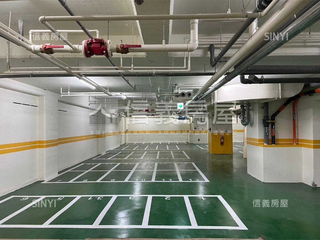 高大帝王樓兩房兩衛＋車位房屋室內格局與周邊環境
