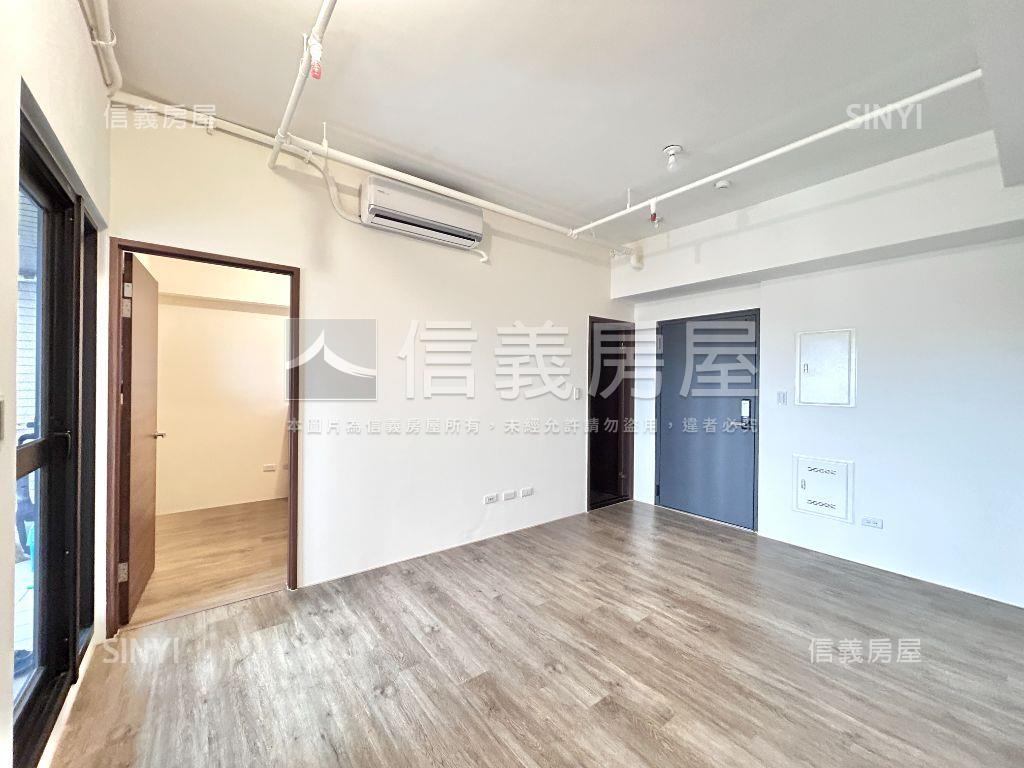 赫里翁臻愛兩房車位房屋室內格局與周邊環境