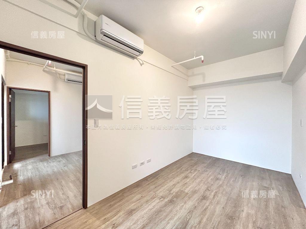 赫里翁臻愛兩房車位房屋室內格局與周邊環境