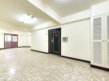 中科精華大空間四房車位