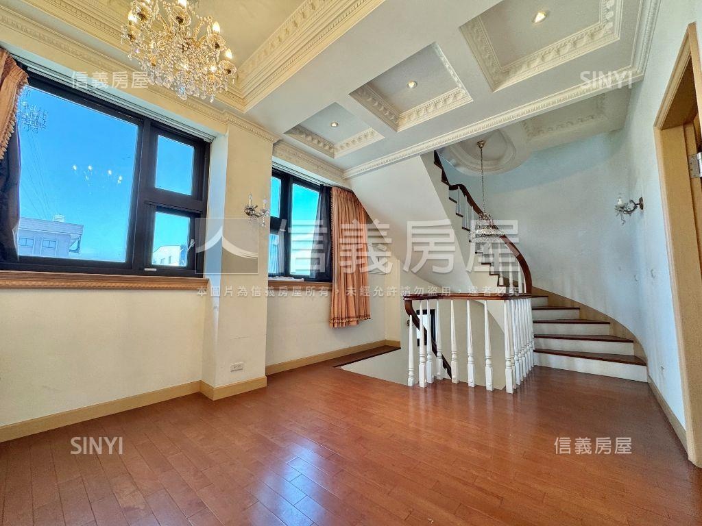 橋頭捷運．三角窗房屋室內格局與周邊環境