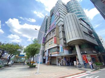西門捷運２號出口適合店辦