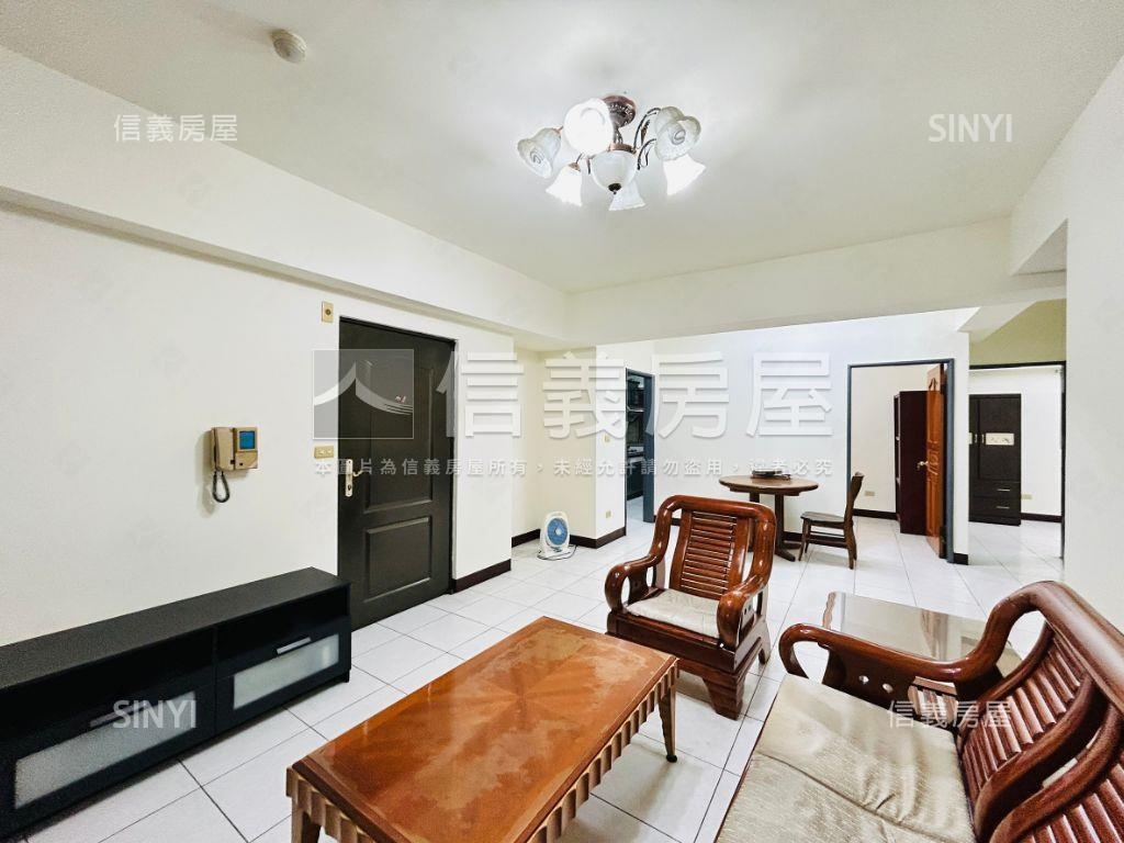 仁愛華廈四房大空間房屋室內格局與周邊環境