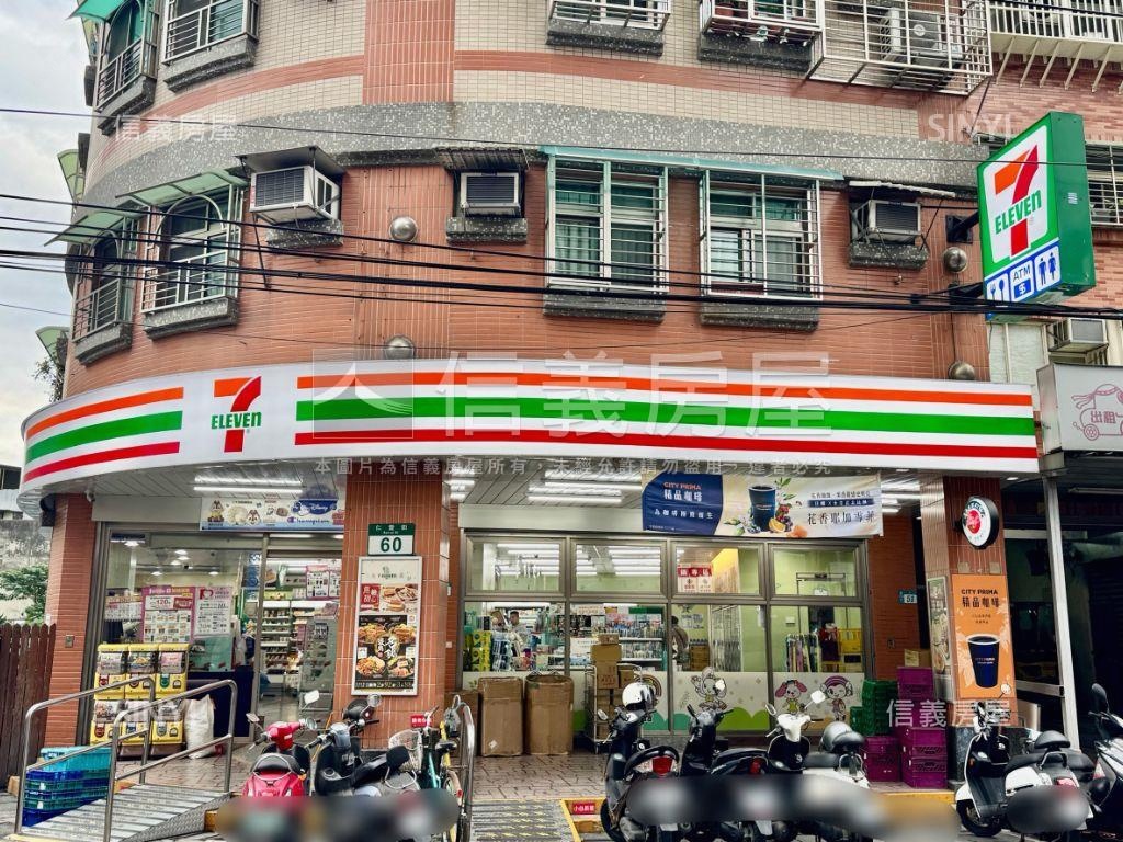 仁愛華廈四房大空間房屋室內格局與周邊環境