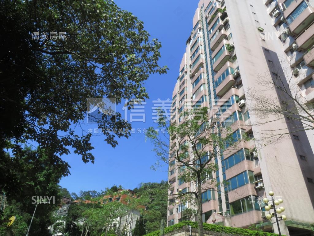 南方藝術高樓美景三房車位房屋室內格局與周邊環境