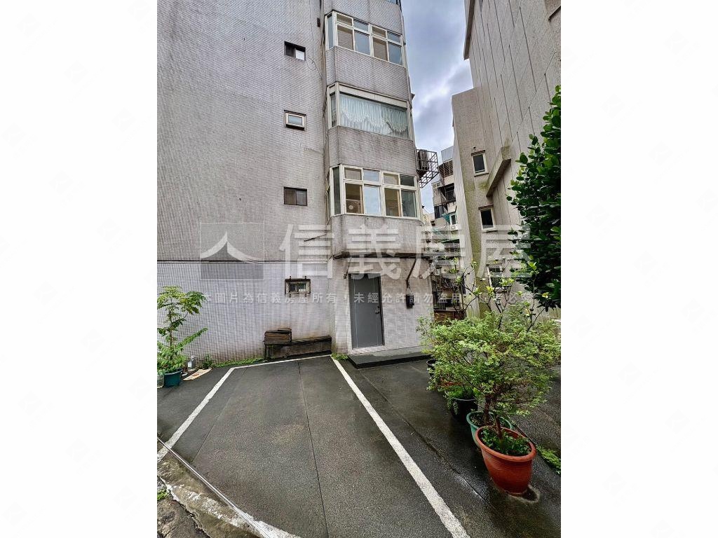 （專）天母投資金雞母房屋室內格局與周邊環境