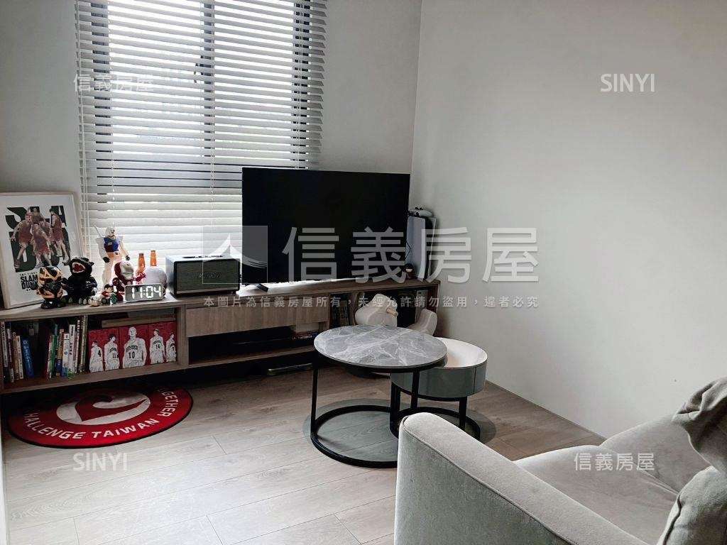 正１２期輕屋齡質感美宅房屋室內格局與周邊環境