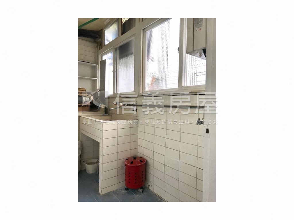 承德路大坪數４房公寓房屋室內格局與周邊環境