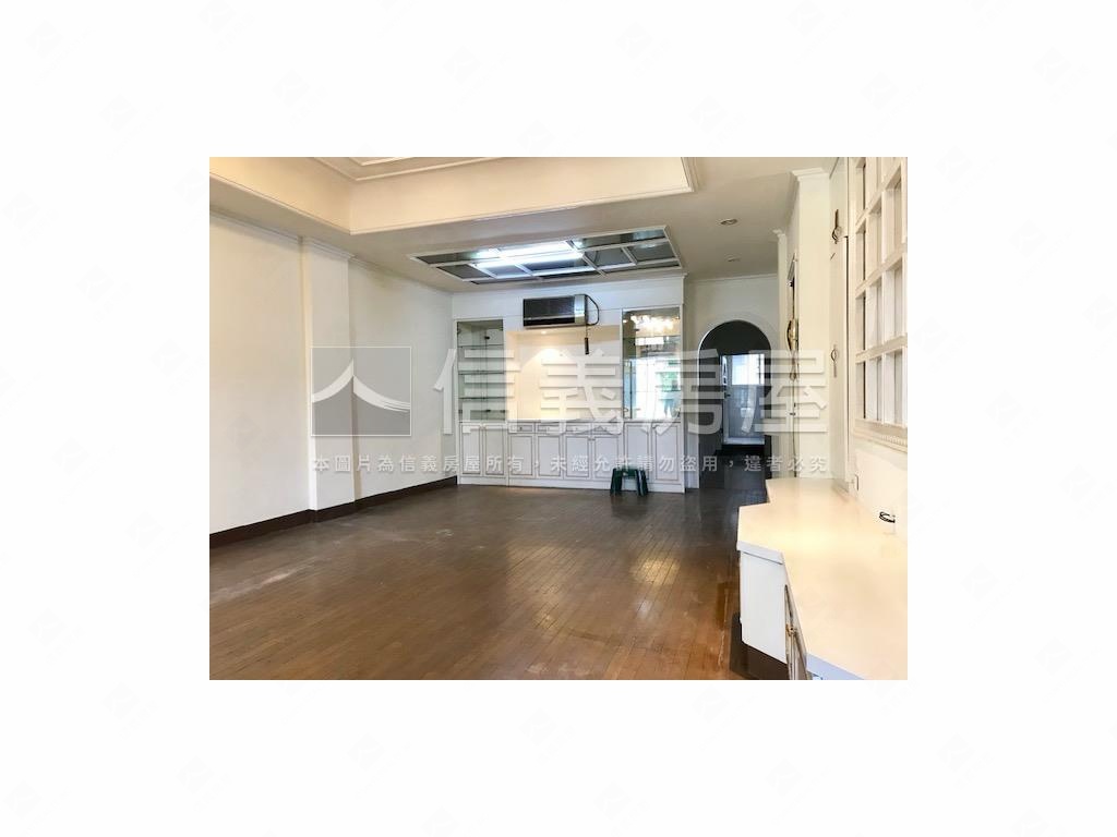 承德路大坪數４房公寓房屋室內格局與周邊環境