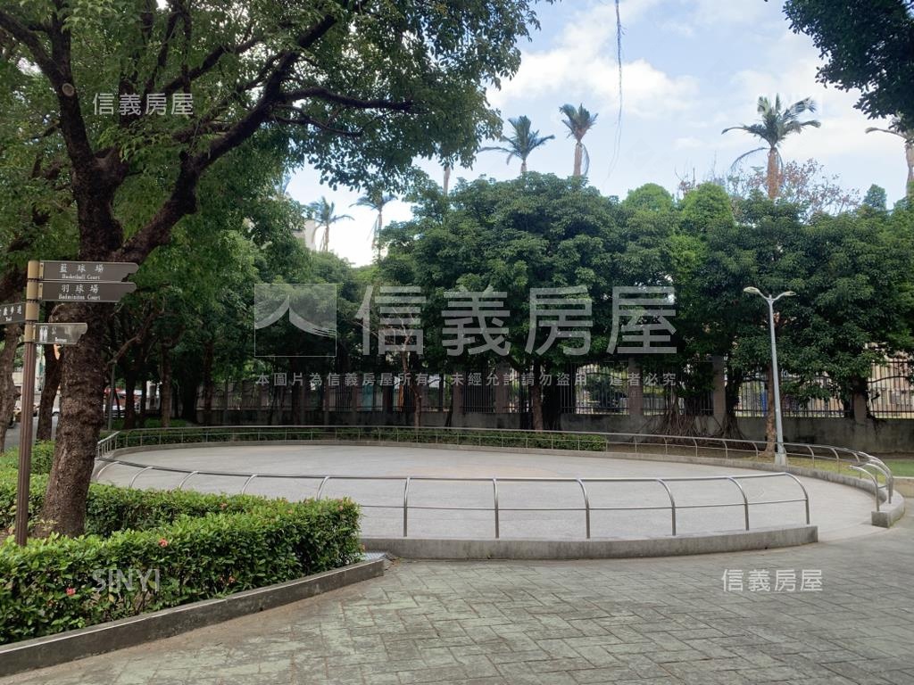 立農公園旁。漂亮一樓房屋室內格局與周邊環境