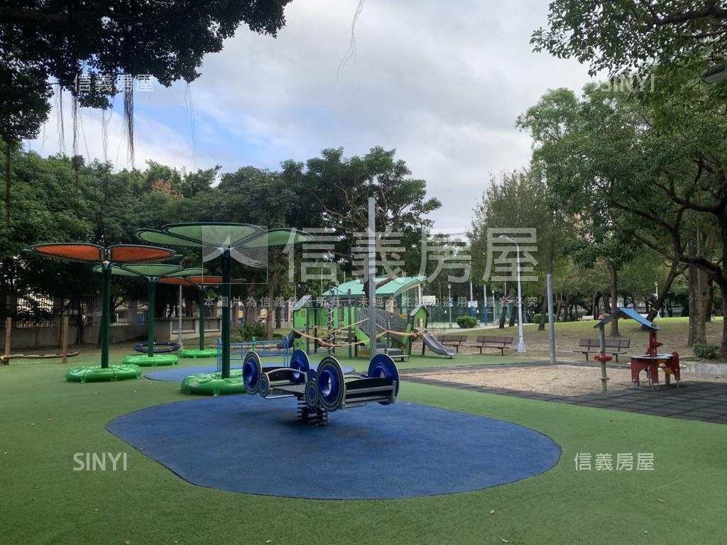 立農公園旁。漂亮一樓房屋室內格局與周邊環境