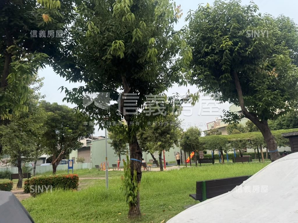 大里全新電梯兩房次頂樓Ａ房屋室內格局與周邊環境