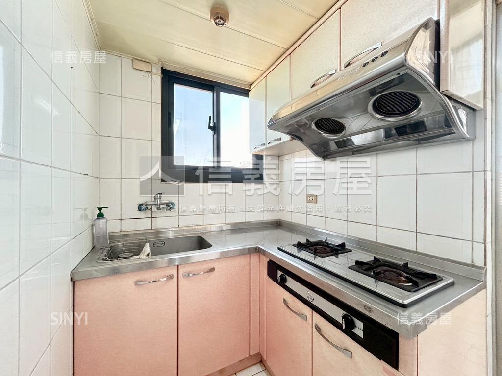 轟動天廈大三房房屋室內格局與周邊環境