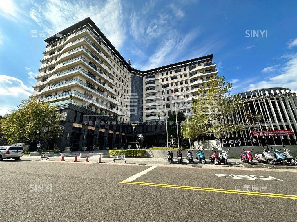 房屋極佳近公園大四房車位房屋室內格局與周邊環境