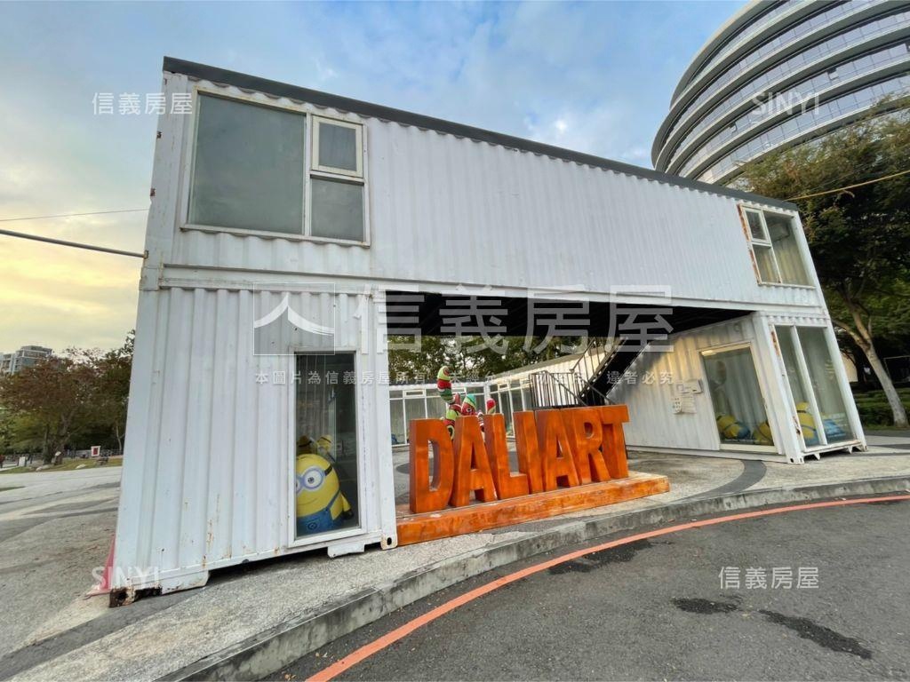 房屋極佳近公園大四房車位房屋室內格局與周邊環境