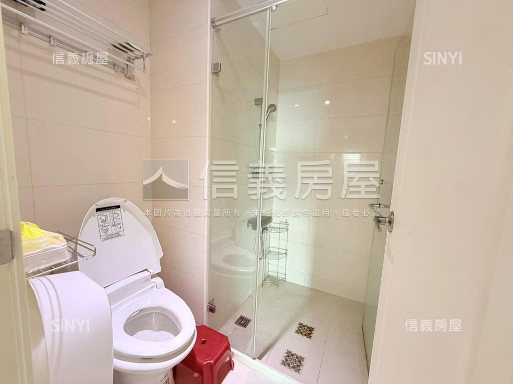 美捷市稀有景觀兩房房屋室內格局與周邊環境