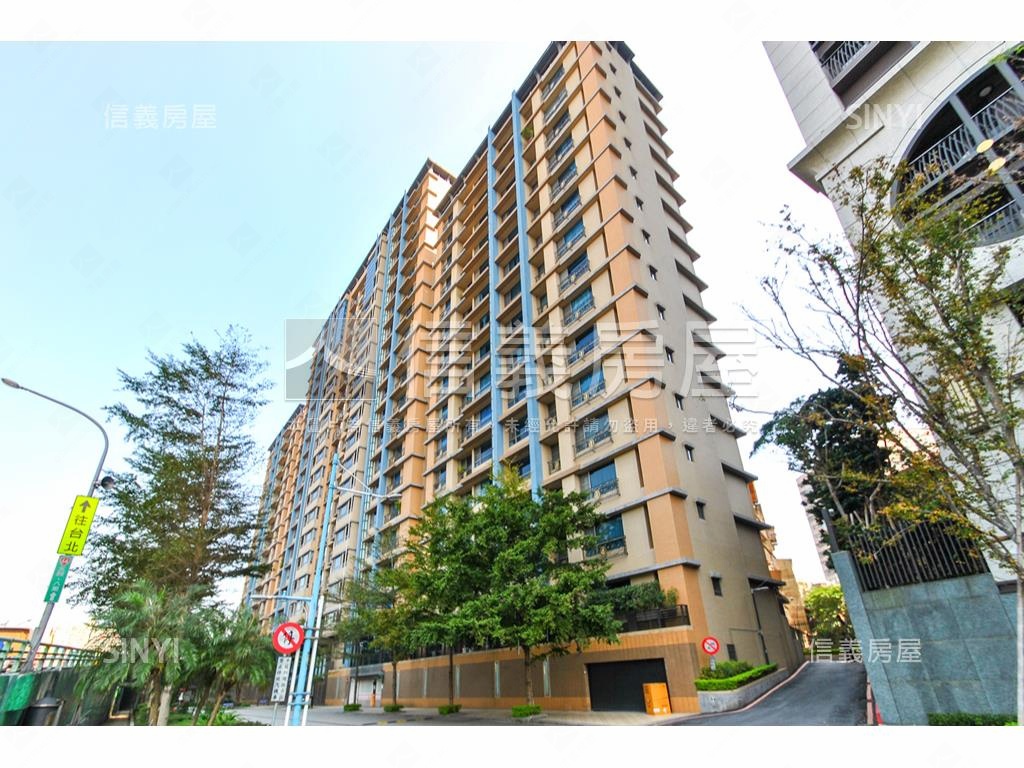 美捷市稀有景觀兩房房屋室內格局與周邊環境