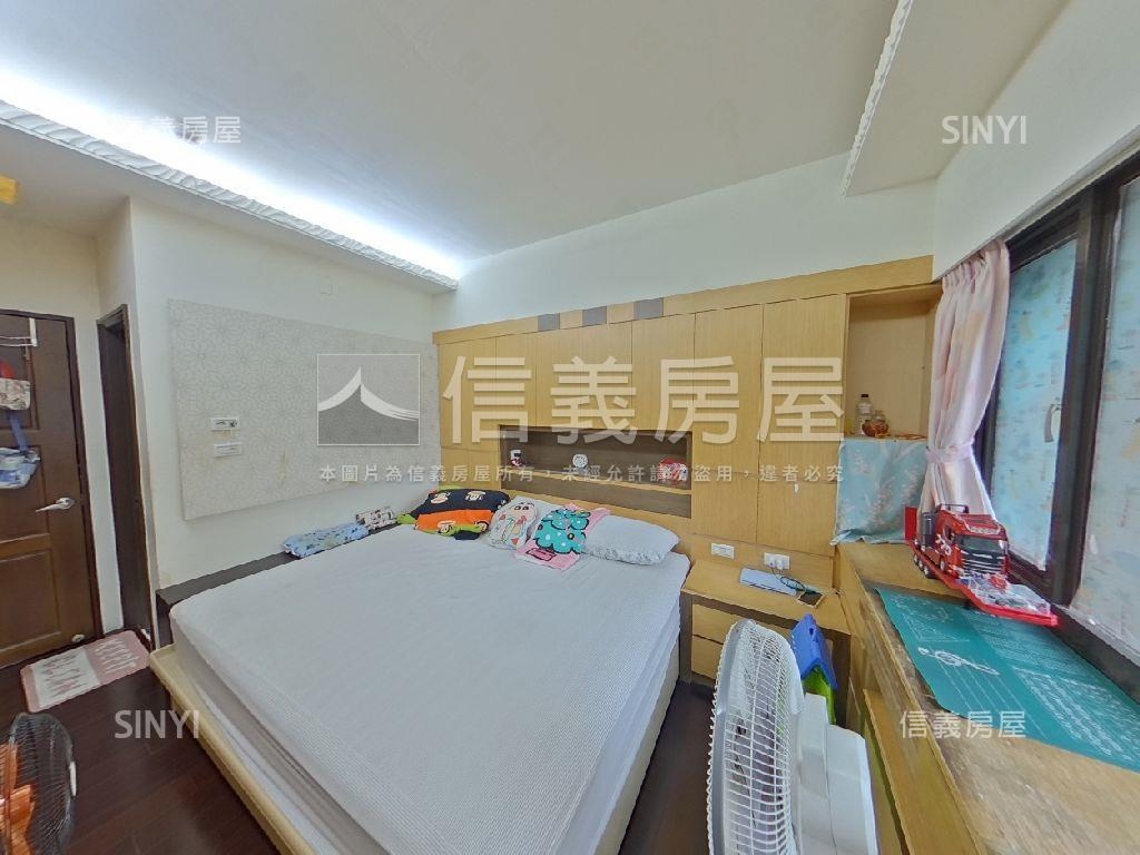 哲里雅苑•溫馨４房房屋室內格局與周邊環境