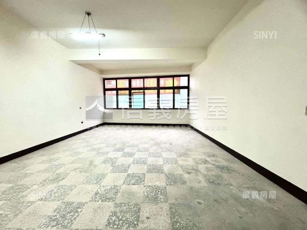 秀才路低總價透天房屋室內格局與周邊環境