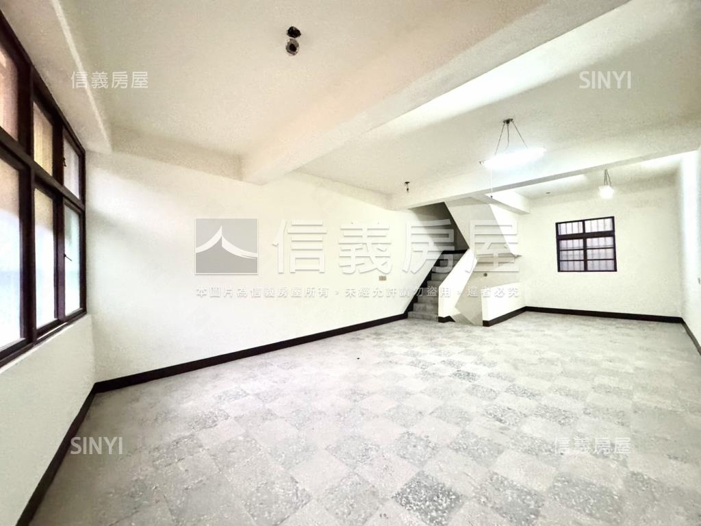 秀才路低總價透天房屋室內格局與周邊環境
