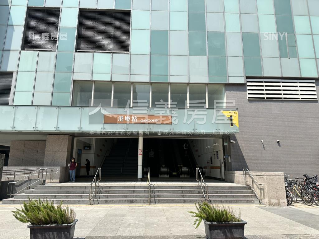 近港墘站低總價靓麗成家宅房屋室內格局與周邊環境