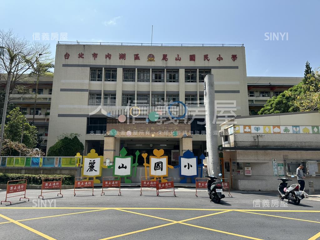 近港墘站低總價靓麗成家宅房屋室內格局與周邊環境