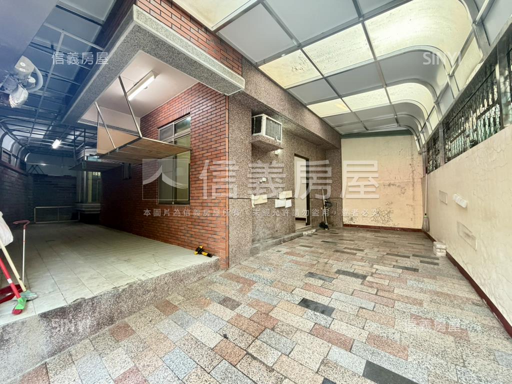 北區大地坪邊間車庫美透房屋室內格局與周邊環境