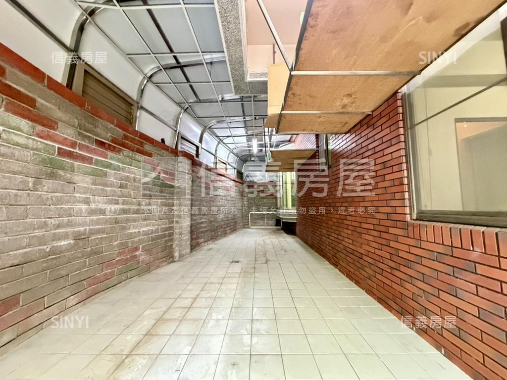 北區大地坪邊間車庫美透房屋室內格局與周邊環境