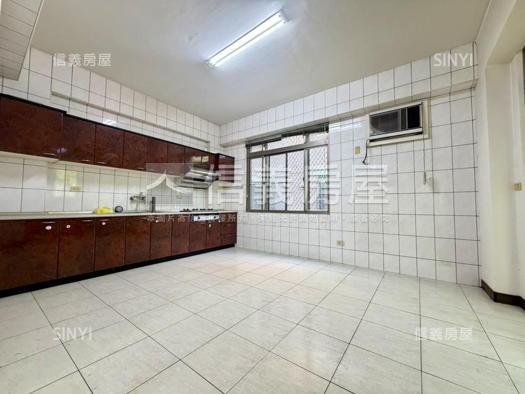 北區大地坪邊間車庫美透房屋室內格局與周邊環境