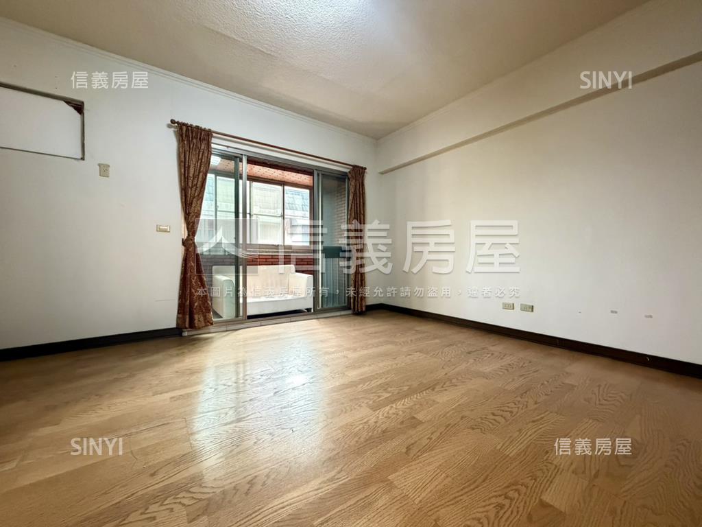 北區大地坪邊間車庫美透房屋室內格局與周邊環境