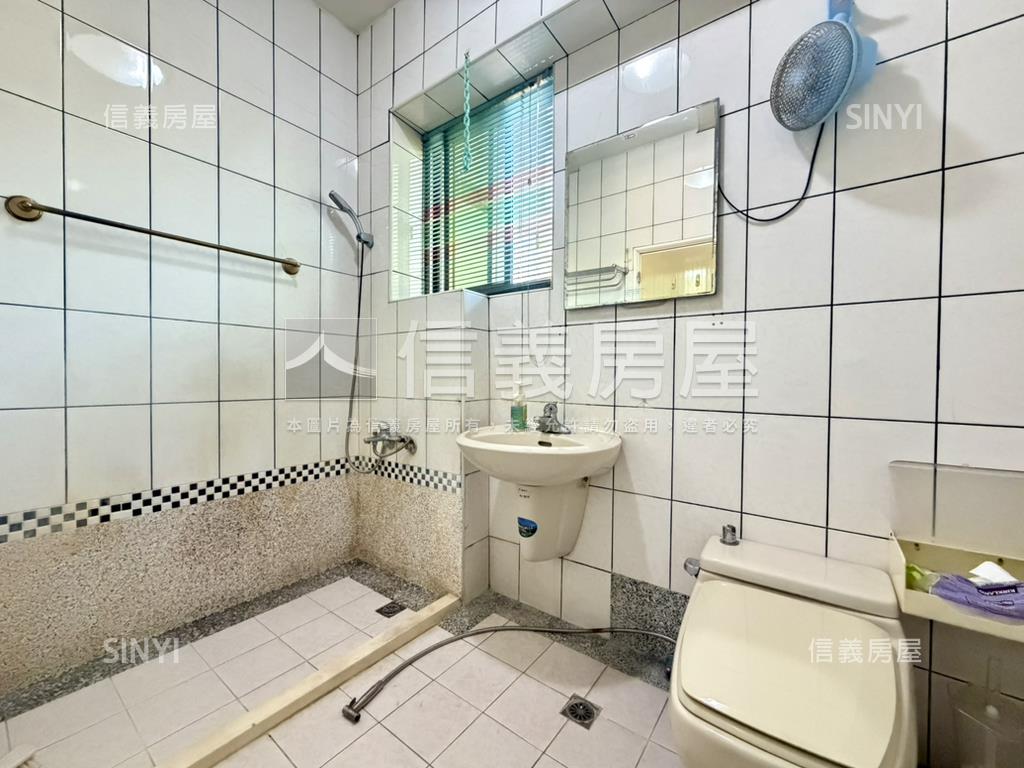 北區大地坪邊間車庫美透房屋室內格局與周邊環境